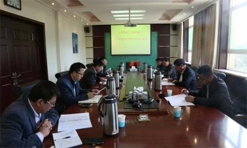 廠召開2016年(nian)度(du)領(ling)導(dao)班子(zi)民主生(sheng)活會